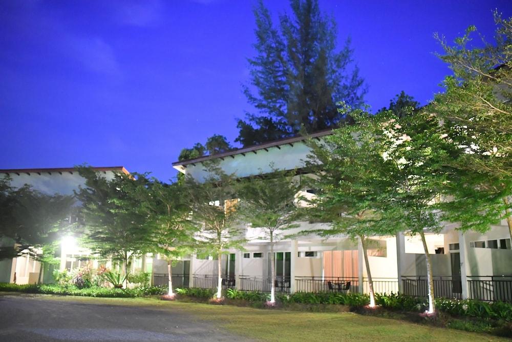 The Touch Green Naiyang Hotel & Fitness Nai Yang Beach Buitenkant foto